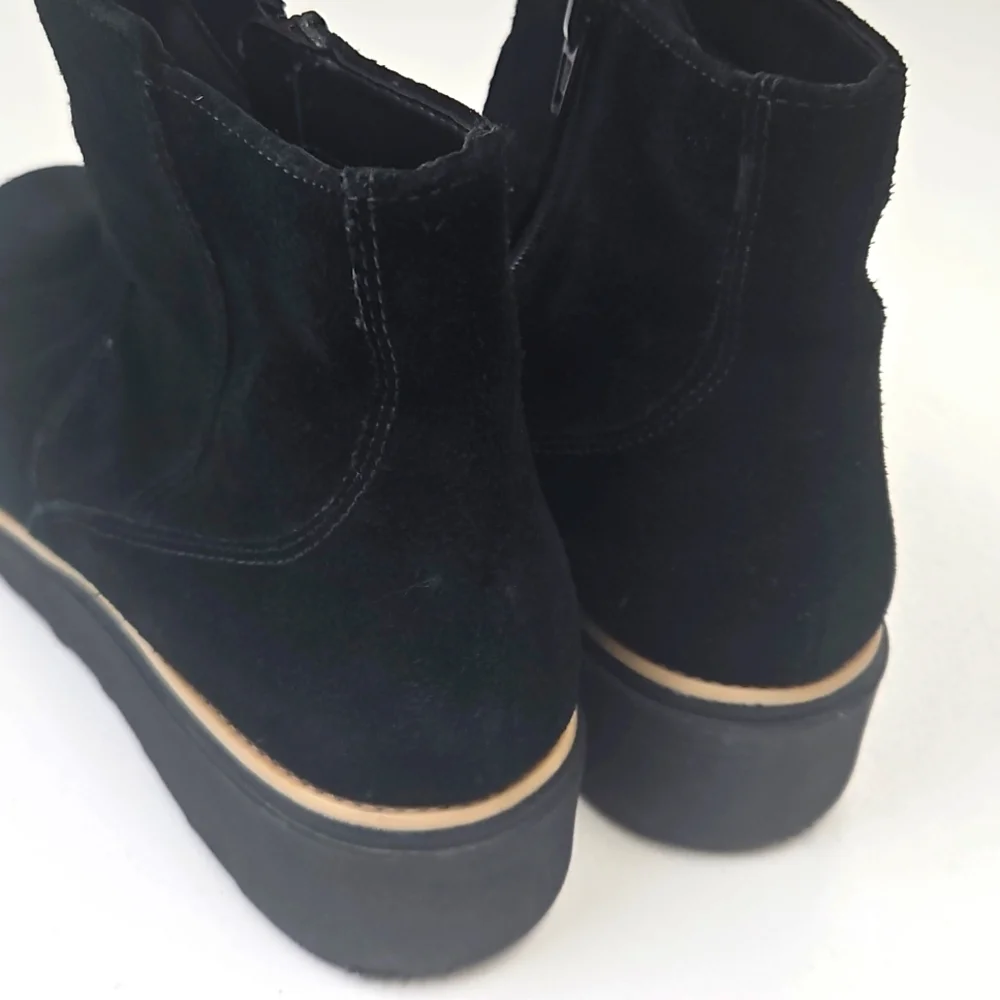 Clarks Suede